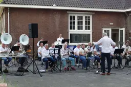 Geslaagd zomerconcert van De Gelreband in Stenfert 9-7-26 (2)