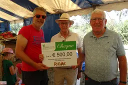 Wurfbainstichting schenkt 500 euro aan Rhevak in Rheden 14-8-2026 (12)