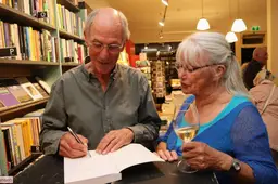 Renie Hesseling presenteert ‘Roerige tijden’ over verdwenen buurtwinkels in Velp 25-9-2026 (23)