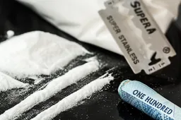 drugs 908533 1920