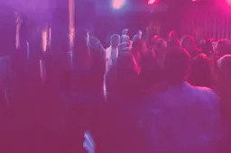 1000077660
