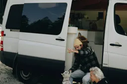 1000090358