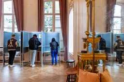 mensen-die-stemmen-verkiezingen