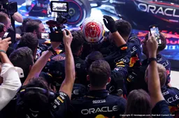 si202511300556 hires jpeg 24bit rgb 15b