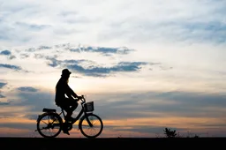 lifestyle-ride-activity-exercise-outdoors