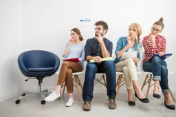 candidates-waiting-job-interview