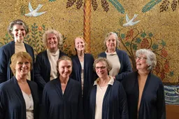 groepsfoto-2-januari-2025-2-1-2048x1153