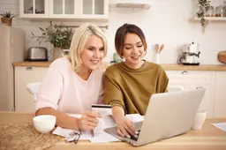 portrait-women-working-house