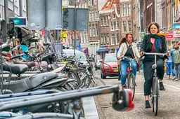 3345557-bikes-6566402