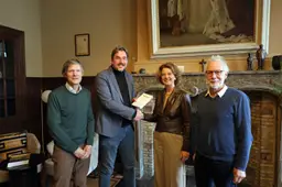 BBR Burgemeester Hoogtanders ontvangt rapport initiatiefgroep 291026