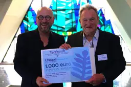 uitreiking cheque