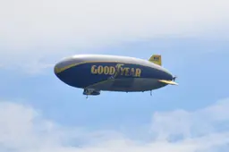 olinej-blimp-5314195_1920
