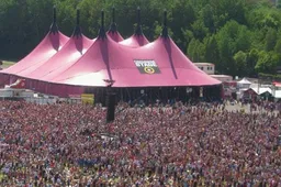 asj6omsac62d8xvw32w1w2982 pinkpop 2012 020 kopie tom bloem 109