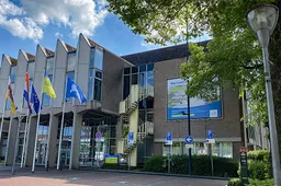 gemeentehuis in geleen april 2025