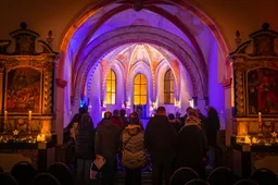 2024-12-27_KL-Dickens_ROCKATEER-081