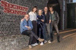 Secret Songs foto John Rutten met logo