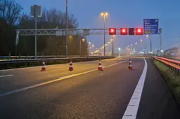 Afgesloten snelweg Born