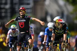 Julian Alaphilippe + Wout van Aert