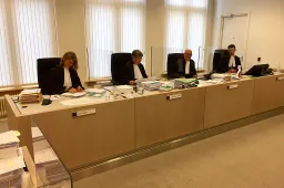 Horecaondernemers stappen naar de rechter vanwege coronasluiting: "Er is geen enkele reden voor sluiting”