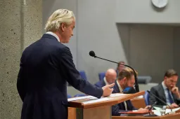 Geert Wilders beschuldigt Hugo de Jonge van liegen en bedriegen: "Wegwezen!"