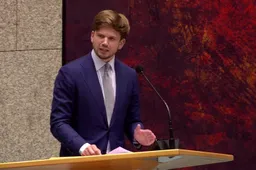 Filmpje! Niet één kartelpartij bij debat over de A-status van corona: maar FVD'er Van Meijeren gaf "historische speech"