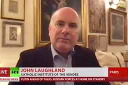 Prof. John Laughland furieus op EU: 'Ban op Russia Today is totalitair, ondemocratisch en doodeng'