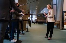 Lijstje! De top 5 meest hypocriete klimaattweets van Sigrid "lekker naar Luxemburg vliegen" Kaag