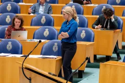 Lilian Marijnissen (SP) woedend op kabinet: "Nog niet eens het fatsoen om een gesprek toe te zeggen met de getroffen mensen zelf"