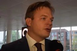 CDA-coryfee Onno Ruding geeft Pieter Omtzigt nog een trap na: 'Ik ben verbaasd en teleurgesteld in hem'