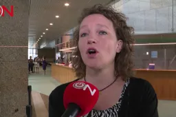 Knallende ruzie tussen Kamerleden Renske Leijten (SP) en Sylvana Simons (BIJ1) om racismebeschuldigingen BIJ1-leden