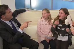 Arme kinderen! Rutte: 'Als VVD fors verliest op 17 maart lijkt het me leuk om in het onderwijs te werken!'