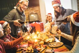 Kerst vieren met familie misschien toch mogelijk - OMT adviseert maximaal zes gasten