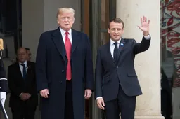 Donald Trump helemaal klaar met EU-chauvinist Emmanuel Macron: 'Er komen nieuwe importheffingen op Franse producten!'