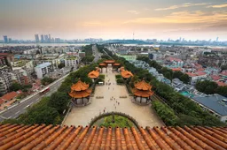Chinese 'coronastad' Wuhan: 'Geen coronapatiënten meer in onze ziekenhuizen!'