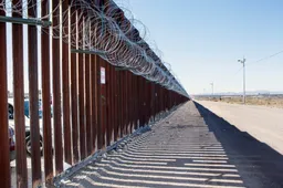 Klaar met drugscriminelen en illegale immigranten! Texas start crowdfunding om verder te bouwen aan Trumps muur