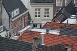 Klimaatwaanzinnige haatstad Amsterdam bereidt verbod op houtkachel en open haard voor: 'Geen taboes!'