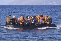 Paniek op Sicilië: ontsnapping tientallen illegale asielzoekers leidt tot angst onder de bevolking