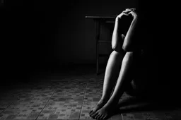 Walgelijk! Serieverkrachter vrijgelaten - maakt meteen weer nieuw slachtoffer (15 jaar)