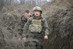 Rutte en Schreinemacher keuvelen in Kiev: Wéér onaangekondigd bezoek aan Oekraïne