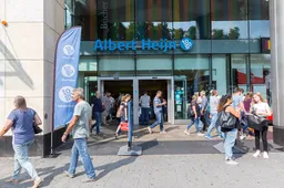 FNV houdt voet bij stuk: loonsverhoging bij Albert Heijn moet omhoog, stakingen gaan door