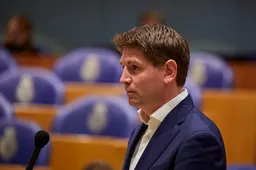 D66-fractieleider Jan Paternotte verdedigt partijverboden als middel om democratie te beschermen: waarom dit extreem gevaarlijk en antidemocratisch is