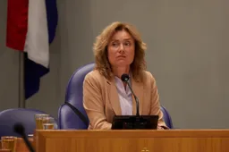Het wangedrag in de Tweede Kamer is onder Kamervoorzitter Vera Bergkamp (D66) toegenomen
