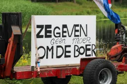 Boerenorganisatie LTO trekt stekker uit landbouwoverleg met kabinet: Rutte IV moet nu zelf vuile handen maken!