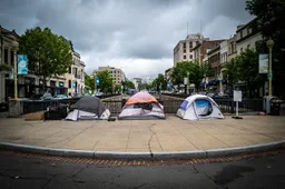 Schandalige afgang: Amersfoort schuift daklozen af met tenten, statushouders daarentegen krijgen snel onderdak