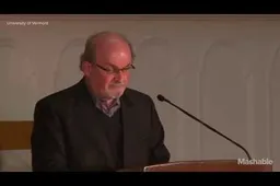 Filmpje! Salmam Rushdie: 'De vrijheid van meningsuiting moet zonder welke beperking dan ook zijn'