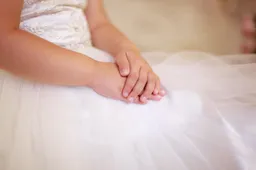 Achtjarig Jemenitisch meisje sterft in tragische huwelijksnacht: Een gruwelijke realiteit voor te veel meisjes