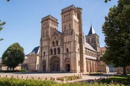 'Arme Franse kansenparels' bekladden kerk: 'Jezus is niet God'