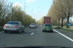 RTL Nieuws verspreidt extreemlinks wensdenken: 130 km/u op de snelweg kan wel degelijk!