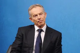 Tony Blair droomt van een surveillancestaat: Digitalisering gebruiken voor totale vaccinatiestatus controle