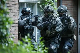 Schokkend! Politie ontruimt 150 woningen in Ede wegens 'groot gevaar': Ede doodsbang voor terreur